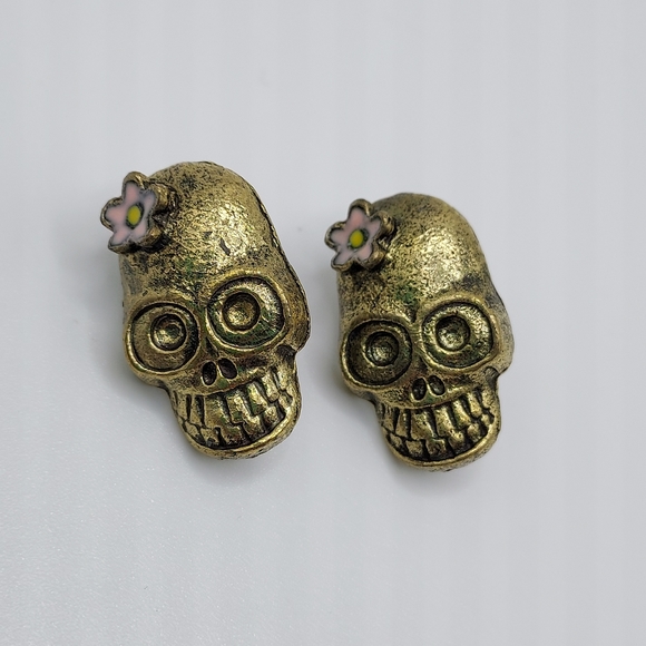 Day Of The Dead Earrings Small Skull Pink Flower Bronze Tone Fashion Pierced Ear - Picture 4 of 4